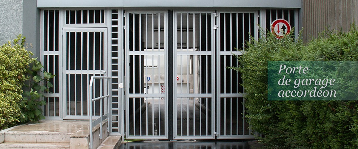 Porte de garage accordéon Portis