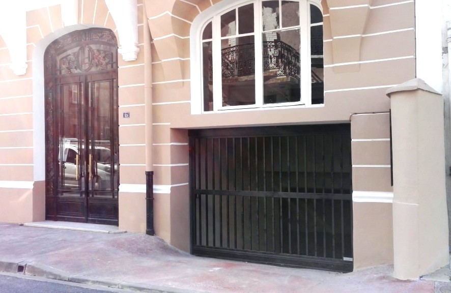 Portes de garage basculantes SAFIR S424