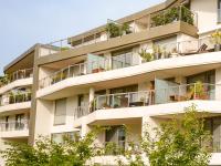Aménager sa terrasse ou son balcon : quelles règles en copropriété ?